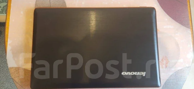 Lenovo IdeaPad Y570. 15.6", 2,4����, ��� 4 ��, ���� 500���, WiFi: 1, Bluetooth: 1, ����������� �� 1��. ����