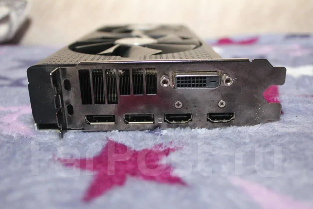 Radeon RX 590 ����