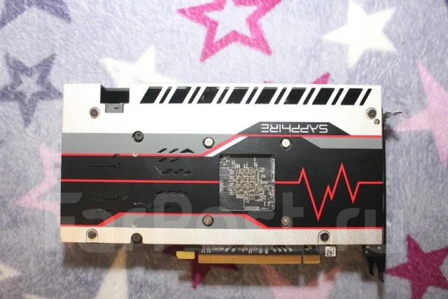 Radeon RX 590 ����