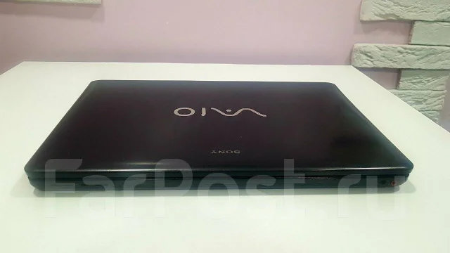 Sony VAIO. 15.6", ���� 320���, WiFi: 1. ��� ����� �� ������� ����