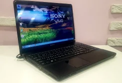 Sony VAIO. 15.6", ���� 320���, WiFi: 1. ��� ����� �� ������� ����