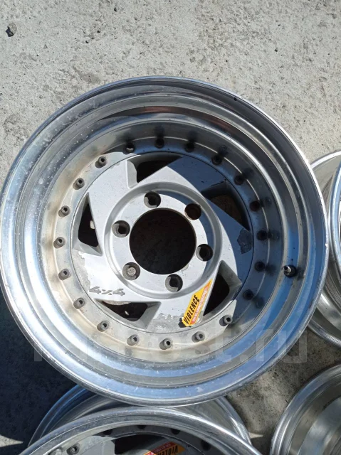 �����. 8.5x15", 6x139.7, ET-28 ����
