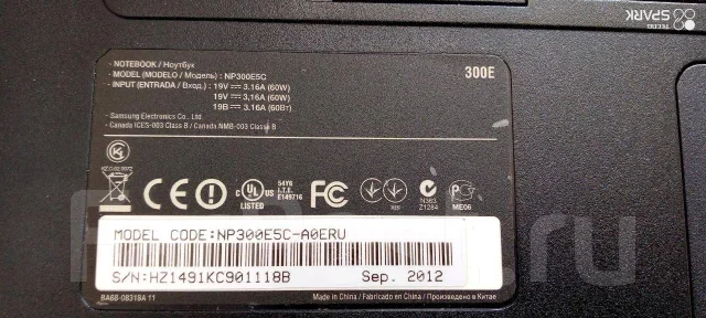 Samsung 300E5C. 15.6", 2,1����, ��� 6 ��, ���� 240���, WiFi: 1, Bluetooth: 1, ����������� �� 8��. ����