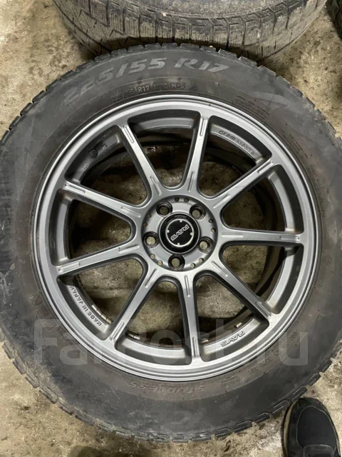 RAYS Gram Lights 57G. 7.0x17", 5x100, ET50 ����