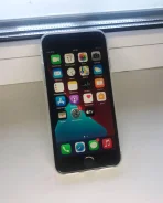 Apple iPhone SE. �/� ����