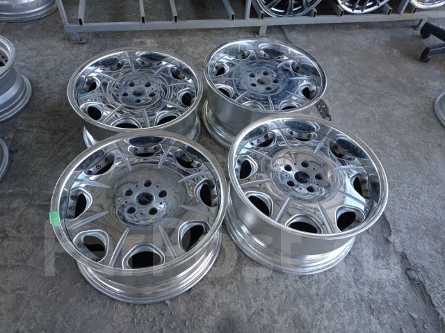 Riverside. 8.5/9.5x19", 5x114.3, ET36/36 ����