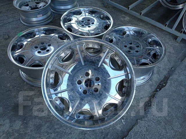 Riverside. 8.5/9.5x19", 5x114.3, ET36/36 ����