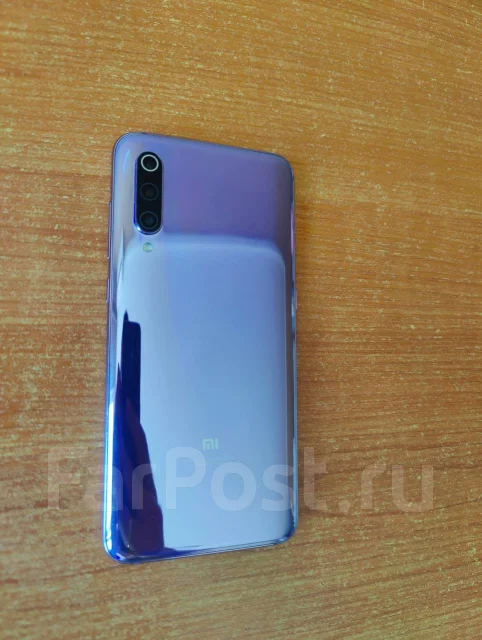 Xiaomi Mi9. �/�, �������, 4G LTE, Dual-SIM, NFC ����