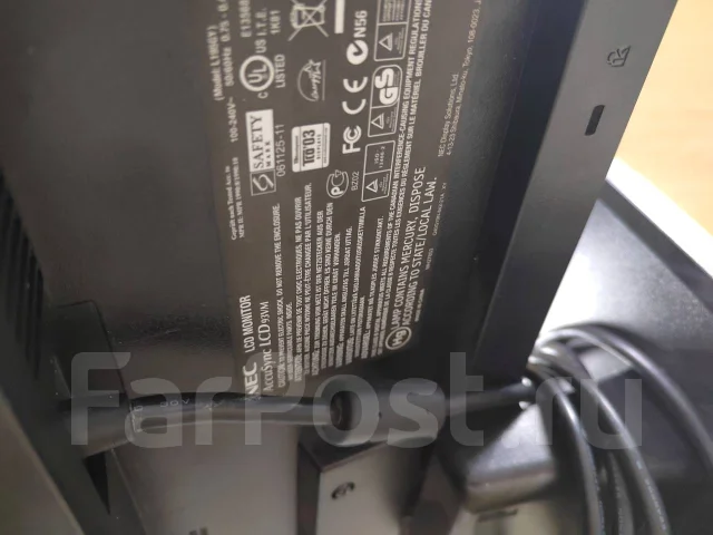 NEC. 17", ���������� �� (LCD, LED, QLED) ����