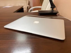 Apple MacBook 13. ��� 4 ��, WiFi, Bluetooth ����