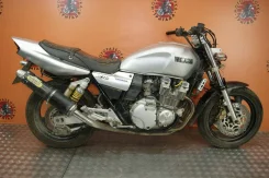 Yamaha XJR 400 ����