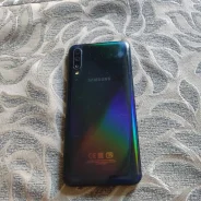 Samsung Galaxy A50. �/�, 64 ��, 4G LTE, Dual-SIM, NFC ����