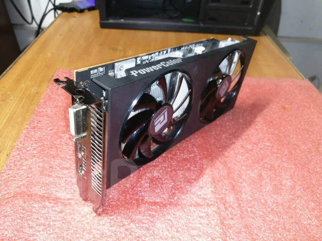 Radeon RX 5500 XT ����