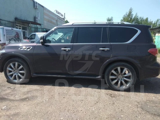 Infiniti QX56. �������, 4wd, 5.6 (450��.�.), ������, 125 000����. �� ����