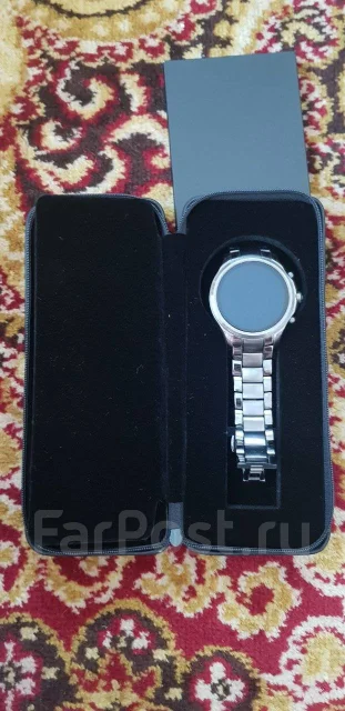 Emporio Armani. IP67 ����