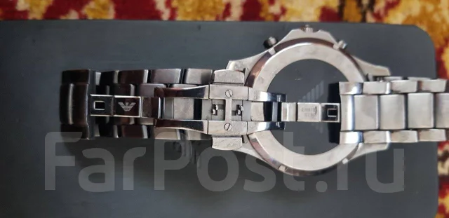 Emporio Armani. IP67 ����