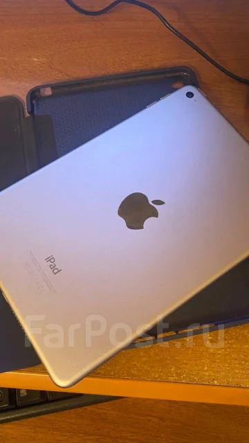 Apple iPad 4 ����