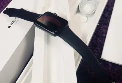 Apple Watch Series 2. GPS, NFC, IP67, IP68 ����
