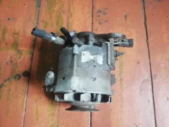 ��������� Toyota Corolla CE100 2702064310 ����