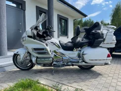 Honda GL 1800. 1 800����. ��., ����������, ���, � �������� ����