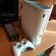 Microsoft Xbox 360 Arcade ����
