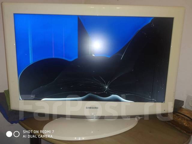 Samsung. LCD (��) ����