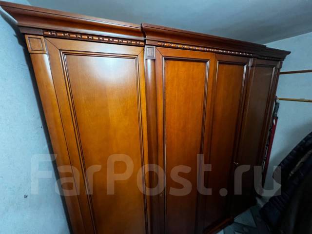 Шкаф для одежды из массива натурального дерева, количество дверей: 4 ...