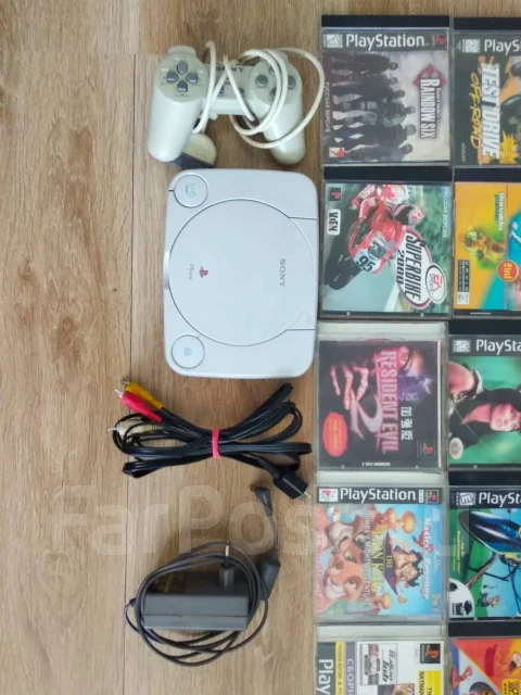 Sony PlayStation One ����