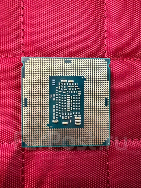 Intel Core i3-8100 ����