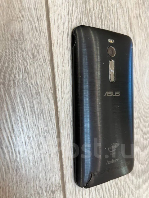 Asus ZenFone 2. �/�, 64 ��, ������ ����