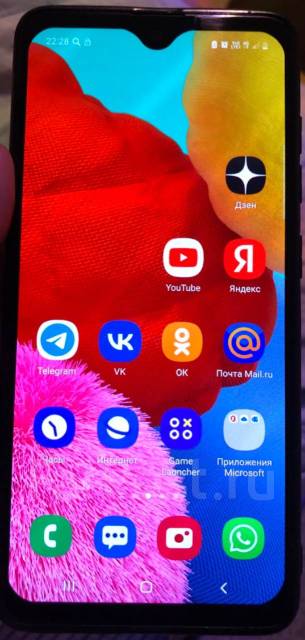 Samsung Galaxy A51. / 