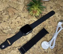 Smart Watch. GPS, NFC, IP67, IP68 ����