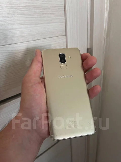 Samsung Galaxy J8. �/�, �������, 4G LTE ����