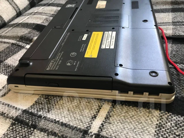 Sony VAIO PCG-71912V. WiFi: 1, Bluetooth: 1 ����