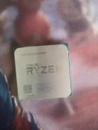 AMD Ryzen 3 2200G ����