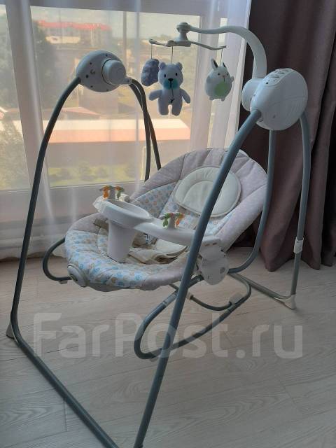 Продам электро качелю - Качели, шезлонги, ходунки в Уссурийске