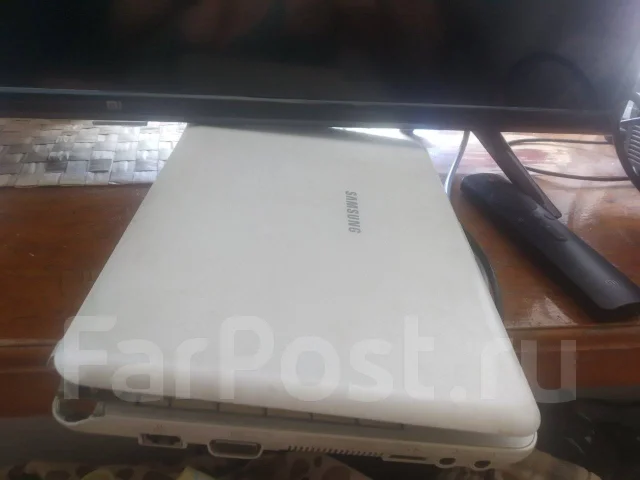 Samsung N130. 10.1", 1,6����, ��� 256 �� � ������, WiFi: 1, Bluetooth: 1 ����