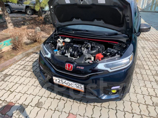 Honda fit gk4