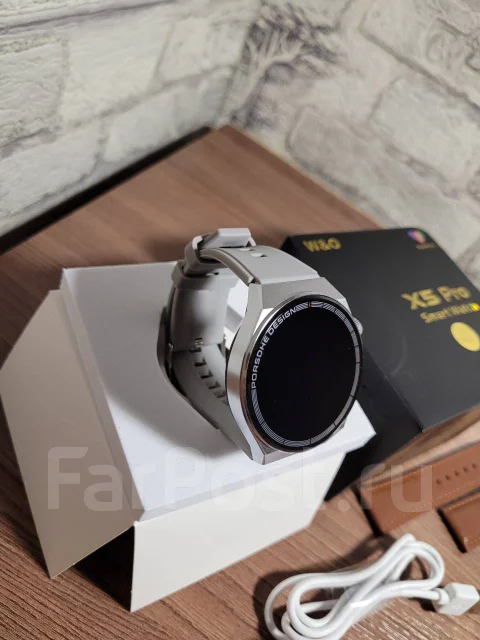 Smart Watch. GPS, NFC, IP67 ����