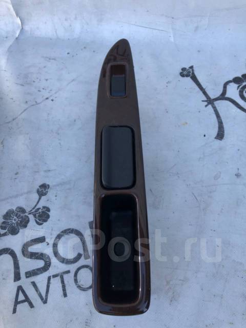 Пульт управления стеклоподъемников. Nissan Presage U30 KA24DE 2WD ...
