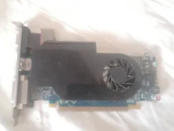 Radeon RX 5500 ����