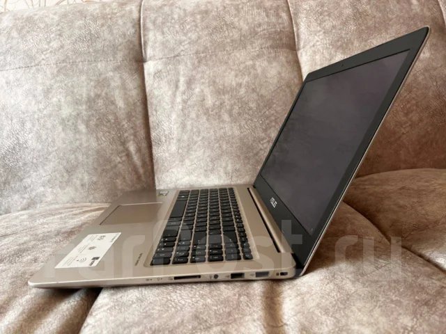 Asus VivoBook Pro 15. 15.6", ��� 8 ��, WiFi: 1, Bluetooth: 1, ����������� �� 3��. ����