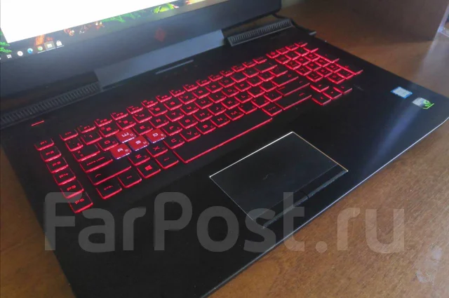 HP Omen 17. 17", 2,5����, ��� 8 ��, ���� 1 000���, WiFi: 1, Bluetooth: 1 ����