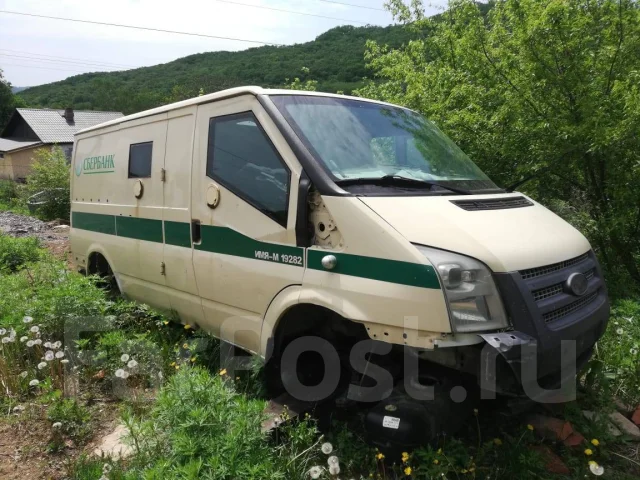 Ford Transit Connect ����