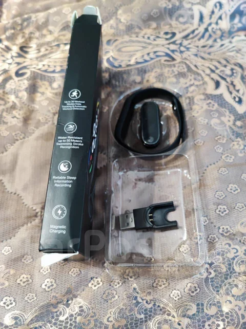 Xiaomi Mi Watch. NFC, IP67 ����