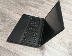 Acer Extensa EX2519. 15.6", 1,6����, ��� 4 ��, ���� 500���, WiFi: 1, Bluetooth: 1 ����