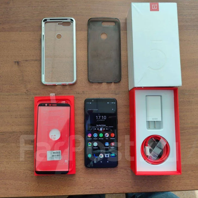 OnePlus 5T. �/�, ������, 3G, 4G LTE, Dual-SIM, NFC ����
