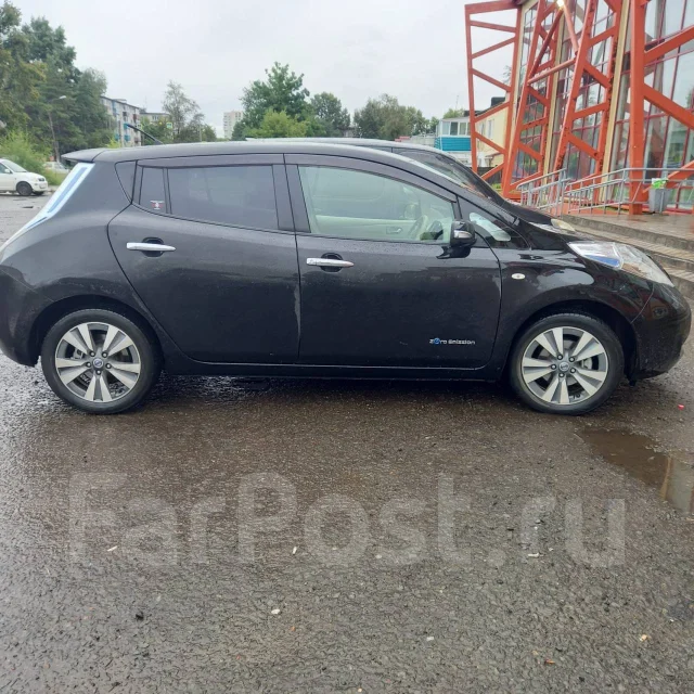 Nissan Leaf ����