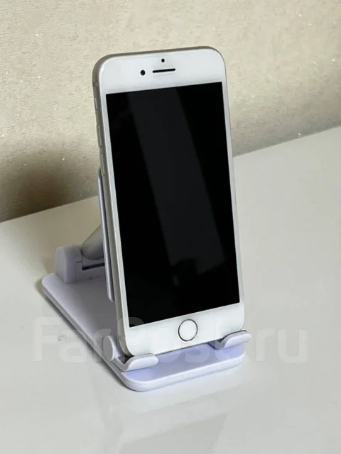 Apple iPhone 8. �/�, ����� ����