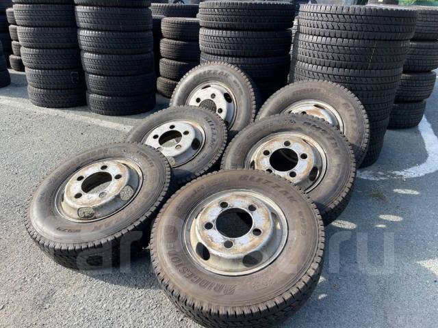 Bridgestone Blizzak W979, 195/85 R15 113/111L LT, 15